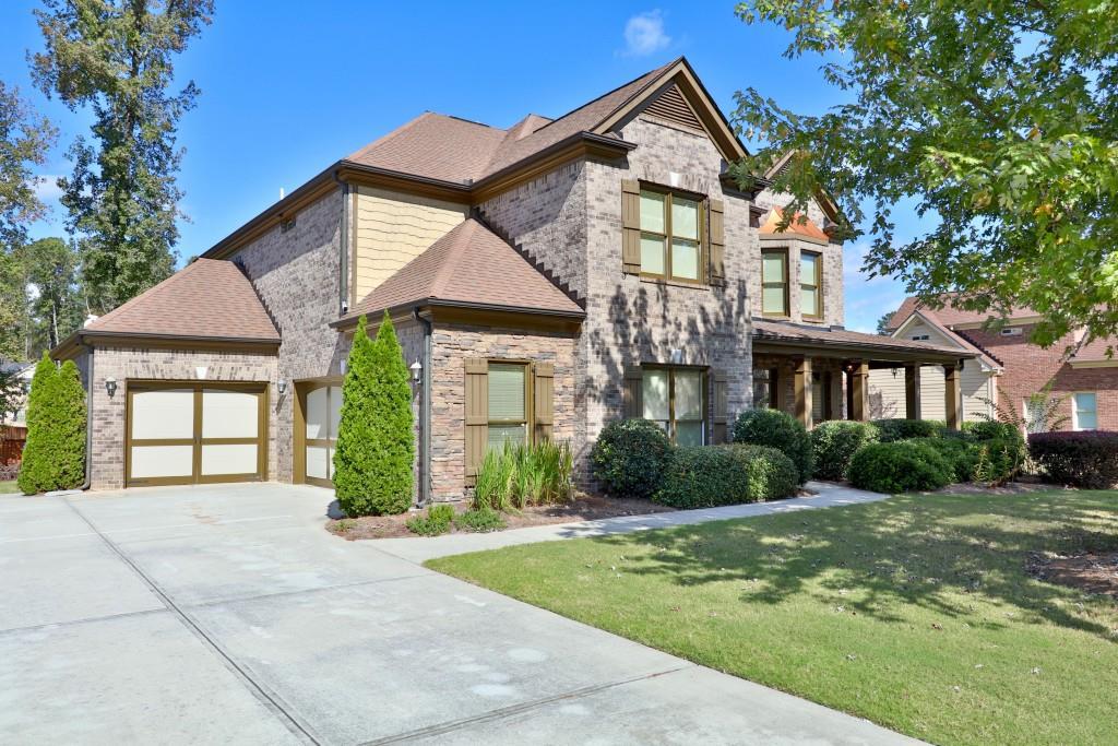 568 Martha Sue Dr., Lawrenceville, GA 30045