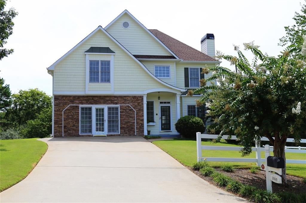 1000 Walnut Creek Dr., Woodstock, GA 30188