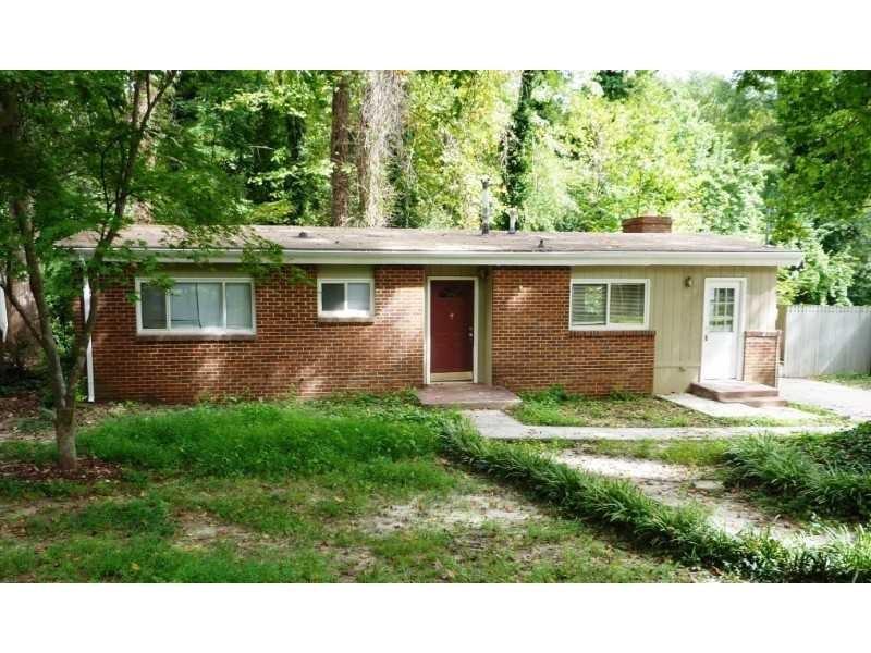 2594 Mcclave Dr., Atlanta, GA 30340