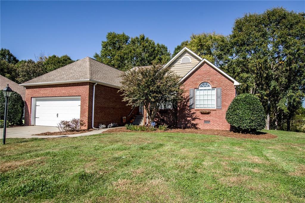 107 Georgian Ter., Calhoun, GA 30701