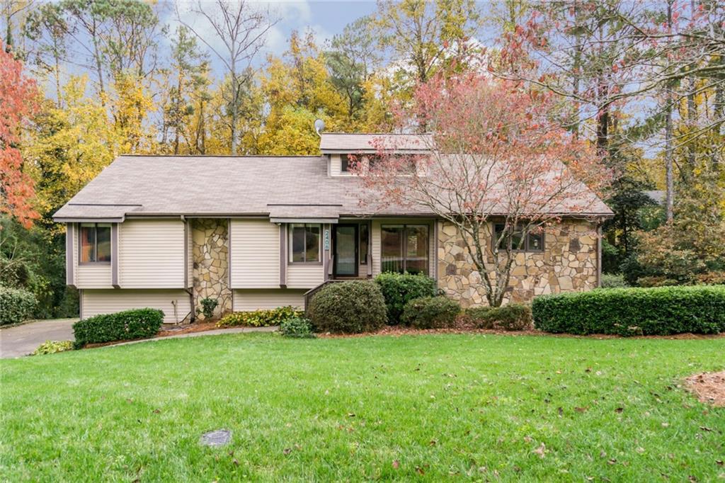 2406 Ashton Woods Ct., Marietta, GA 30068