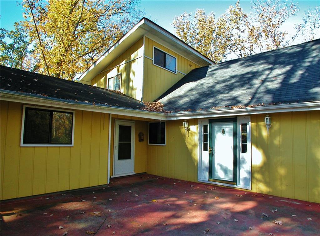 6259 White Oak Dr., Flowery Branch, GA 30542