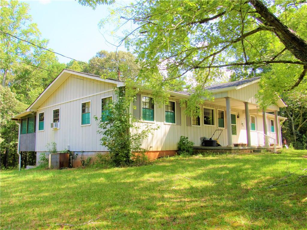 6634 Phillips Mill Rd., Douglasville, GA 30135