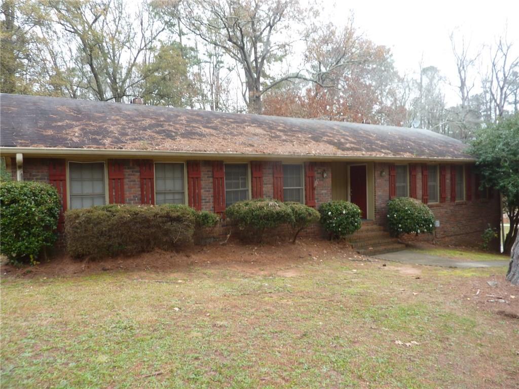 4851 Valley Dale Dr., Lilburn, GA 30047