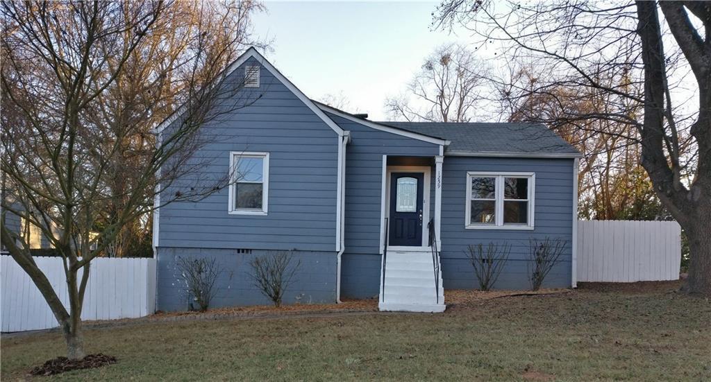 1259 Skyhaven Rd., Atlanta, GA 30316