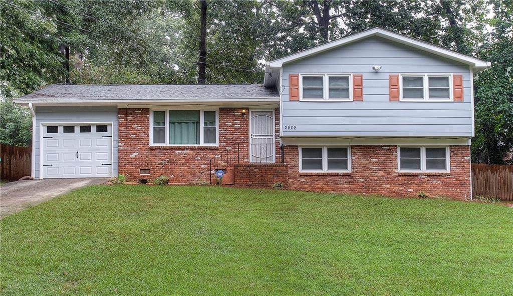 2608 Lewfield Cir., Atlanta, GA 30316
