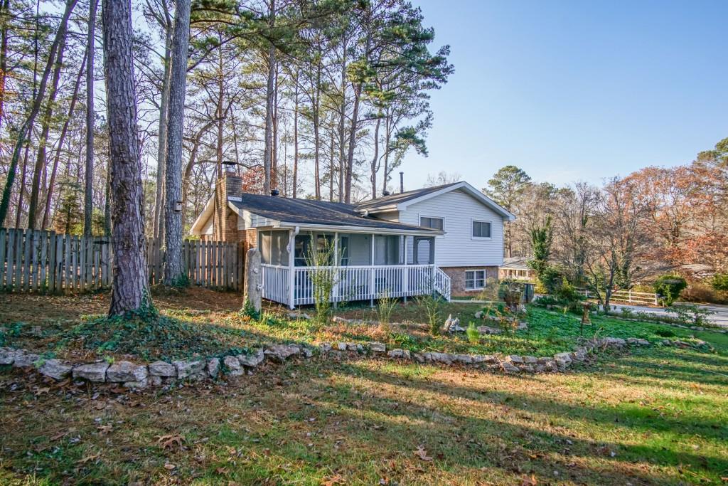 3299 Spreading Oak Dr., Douglasville, GA 30135