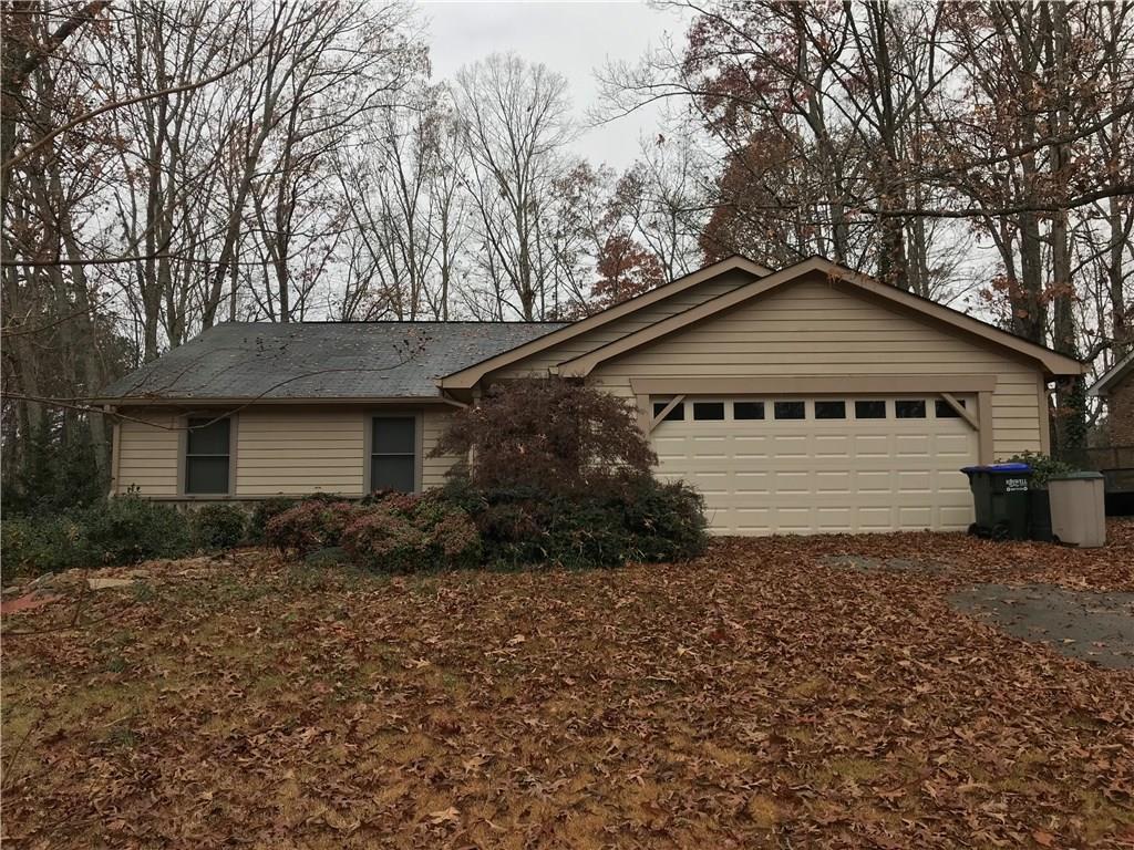 195 Ansley Ct., Roswell, GA 30076