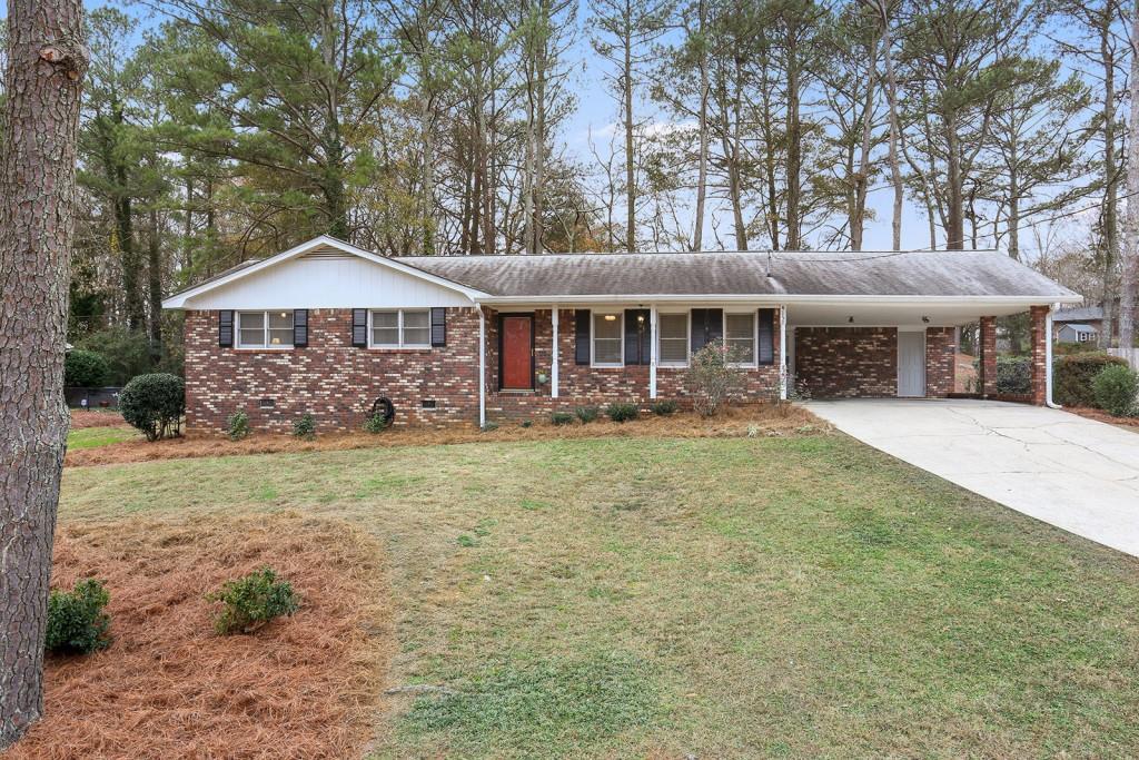 4150 Fawn Ln., Smyrna, GA 30082