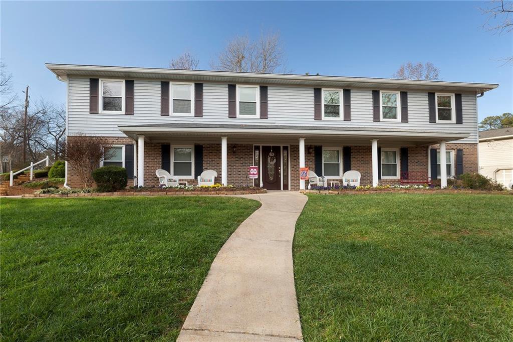 618 Windgrove Rd., Marietta, GA 30067