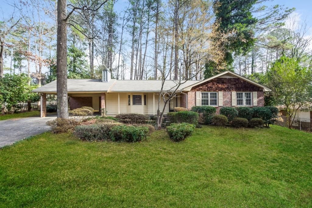 1246 Hickory Dr., Lilburn, GA 30047