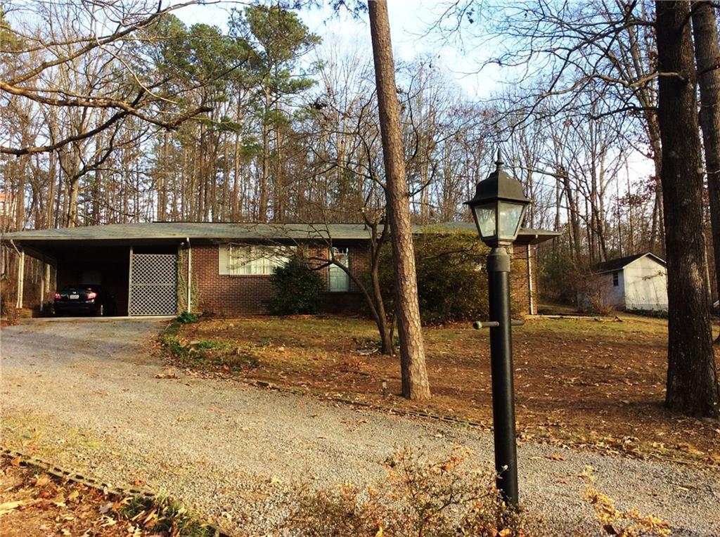 1024 Lovers Lane Rd., Calhoun, GA 30701