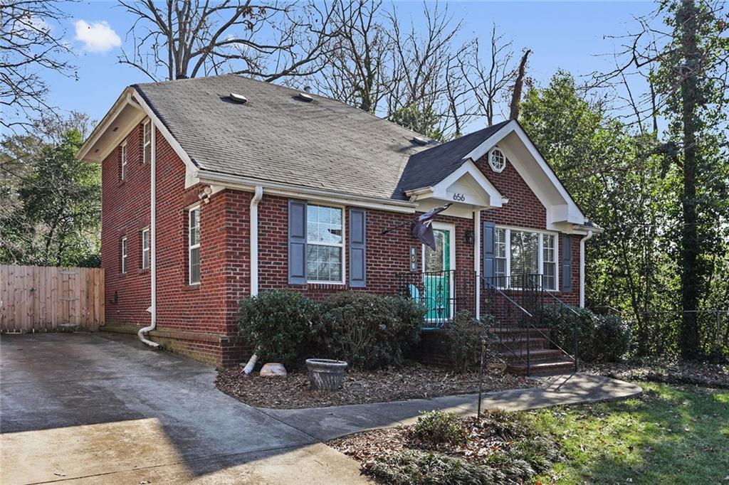 656 Parker Ave., Decatur, GA 30032