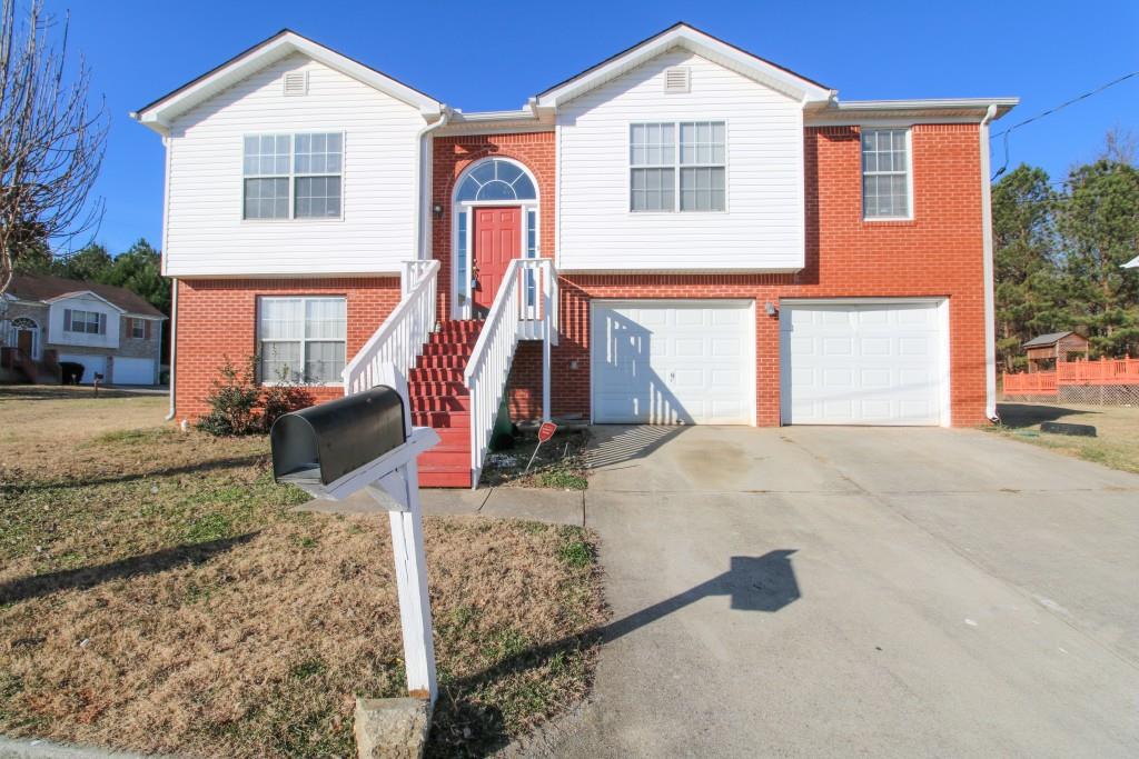6383 Deshong Dr., Lithonia, GA 30058