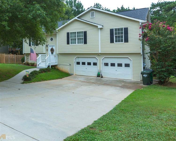 184 Burton Dr., Douglasville, GA 30134