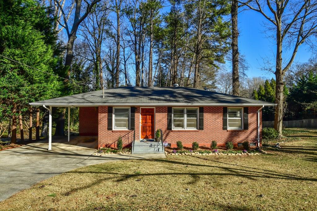 2008 Dering Cir., Atlanta, GA 30345