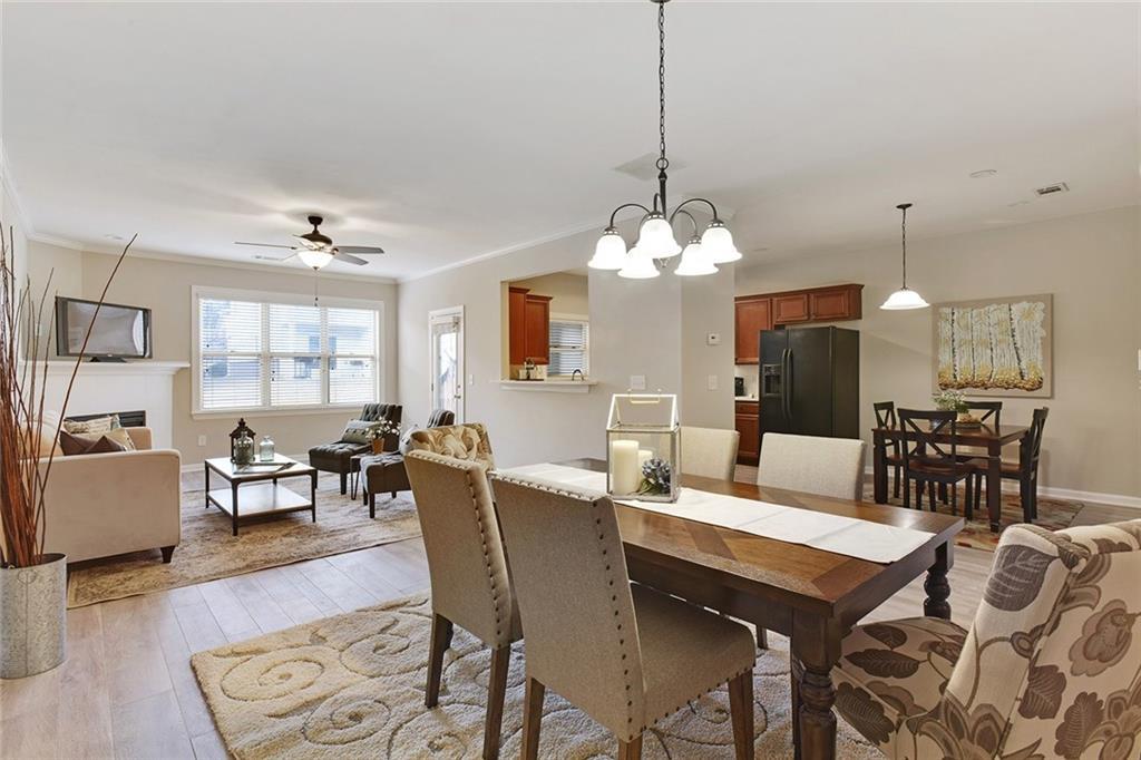 1549 Reel Lake Dr., Atlanta, GA 30331