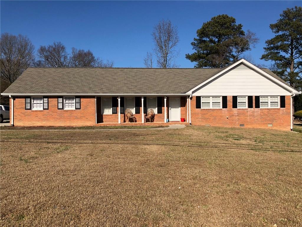 2852 Skyland Dr., Snellville, GA 30078