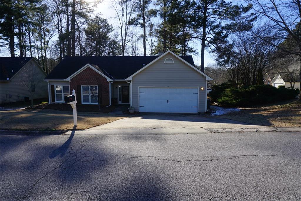 1359 Sisters Ct., Lawrenceville, GA 30043