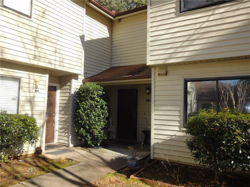 1180 Country Ct., Lawrenceville, GA 30044