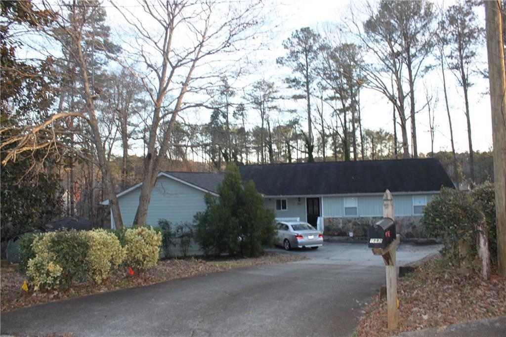 1887 Bent Willow Ct., Lilburn, GA 30047