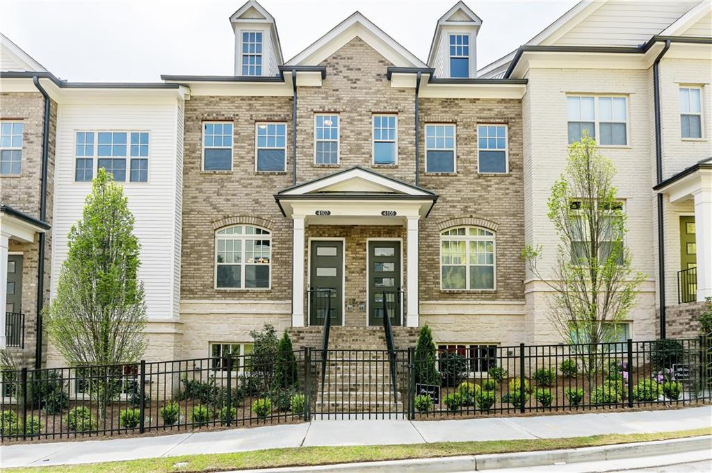 4243 Deming Cir., Atlanta, GA 30342