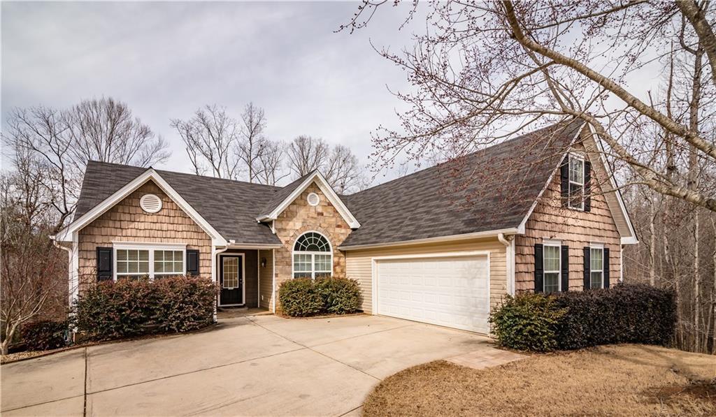 5180 Scenic View Rd., Flowery Branch, GA 30542