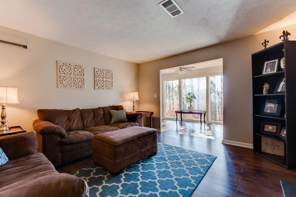 1624 Alexandria Ct., Marietta, GA 30067