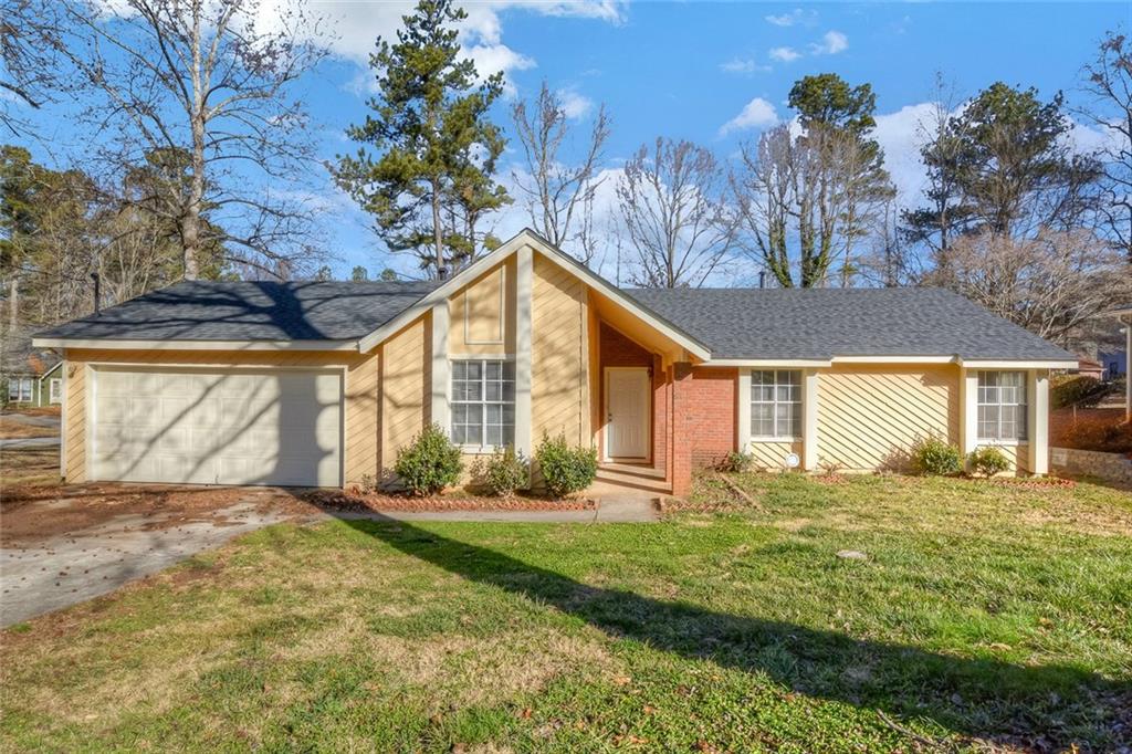 2183 Leslie Brook Dr., Decatur, GA 30035