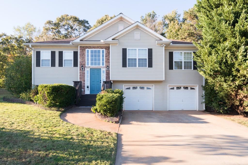 7825 Running Fox Tr., Gainesville, GA 30506