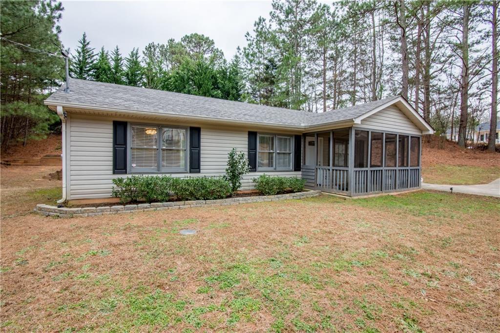 5816 Crystal Cove Tr., Gainesville, GA 30506