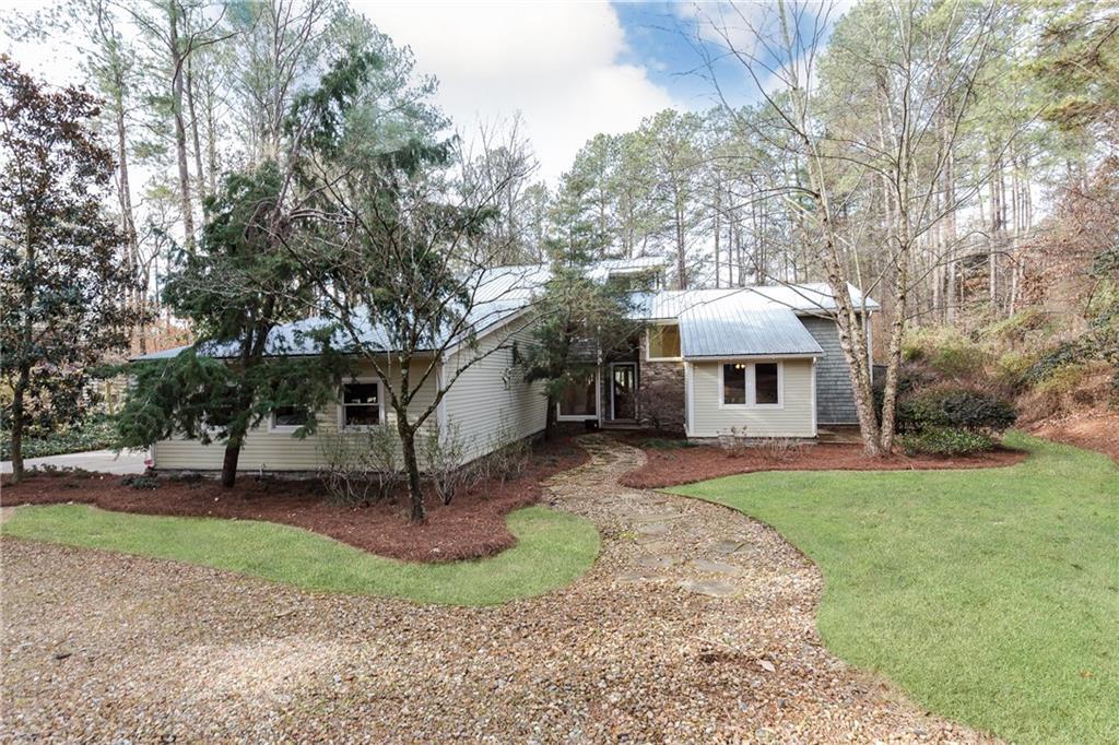 4105 Brookview Dr., Atlanta, GA 30339