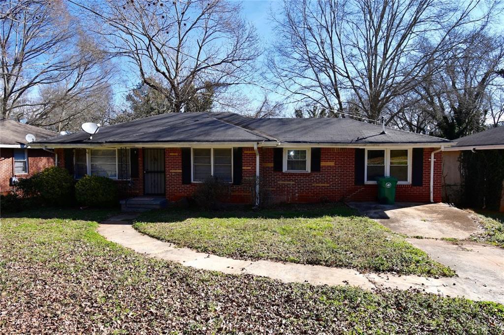 1942 Long Dr., Decatur, GA 30032