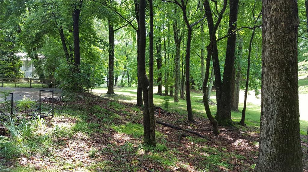 9115 Lakeside Way, Gainesville, GA 30506