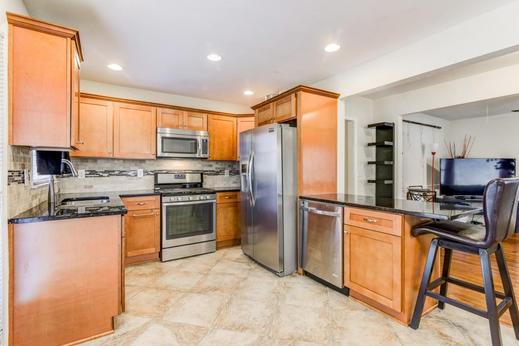 1925 Hooper St., Decatur, GA 30032