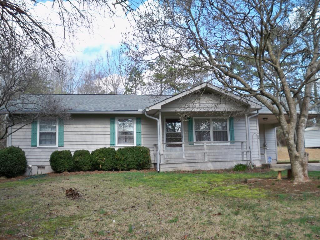 4809 Shirley Rd., Gainesville, GA 30506