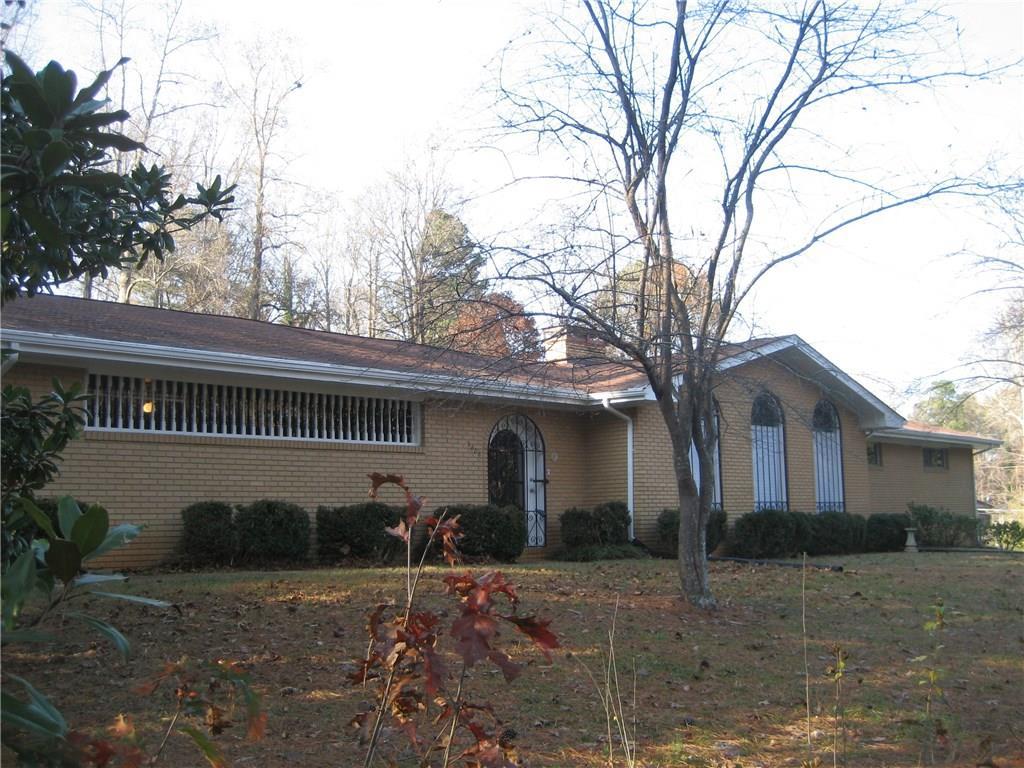 3006 Cardinal Lake Cir., Duluth, GA 30096