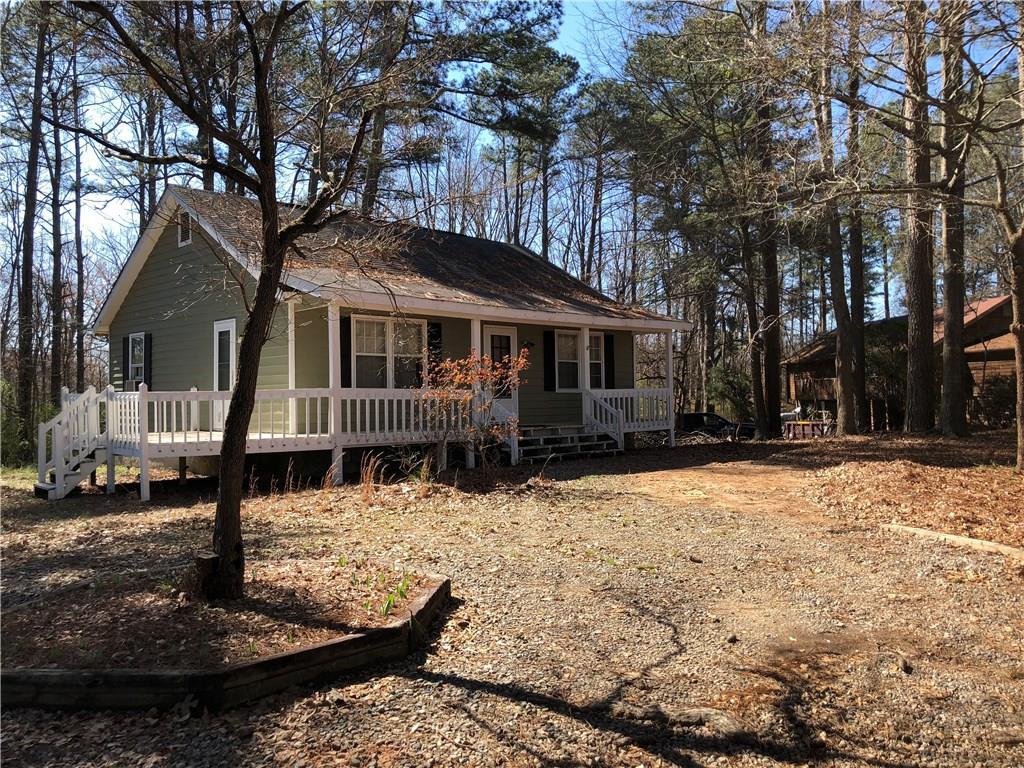 124 Lummus Rd., Cumming, GA 30040