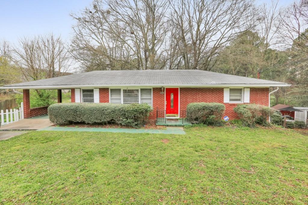 2185 Rando Ln., Atlanta, GA 30318