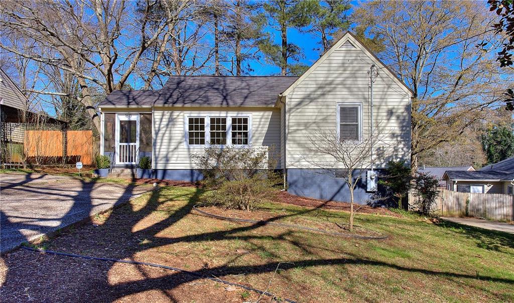 1613 Columbia Cir., Decatur, GA 30032