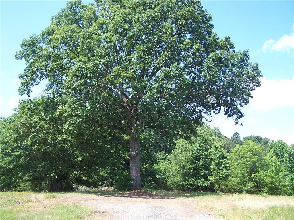 4095 Williamsburg Dr., Atlanta, GA 30337