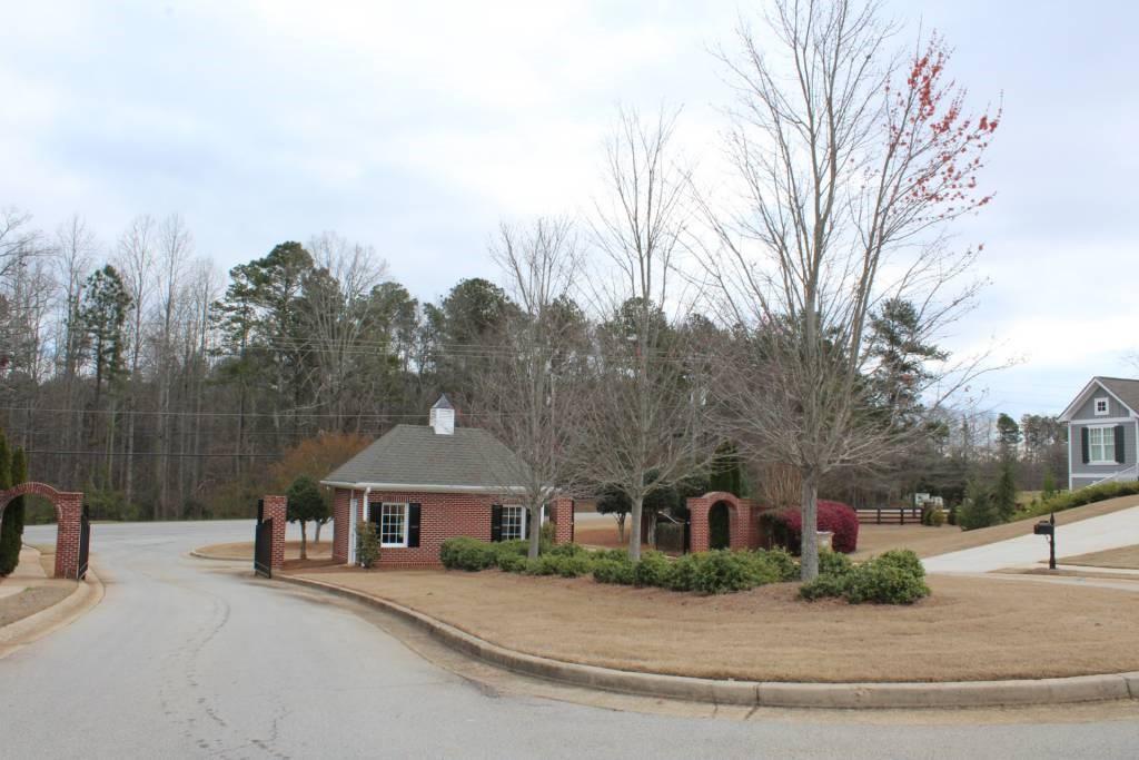 6412 Winter Harbor Dr., Flowery Branch, GA 30542