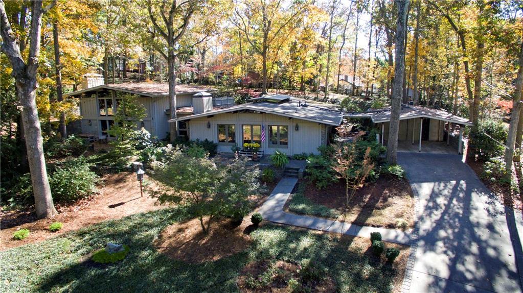 811 Sherwood Rd., Gainesville, GA 30501