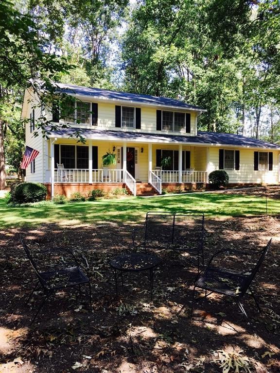 327 Forest Lake Rd., Lawrenceville, GA 30046