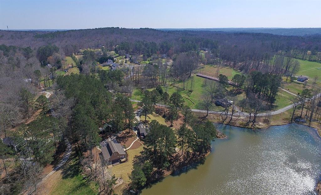 695 Jep Wheeler Rd., Woodstock, GA 30188