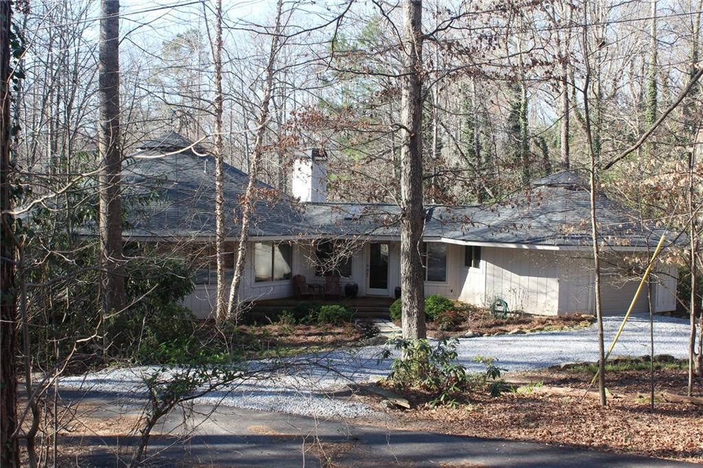 100 Silverbell Ct., Roswell, GA 30075