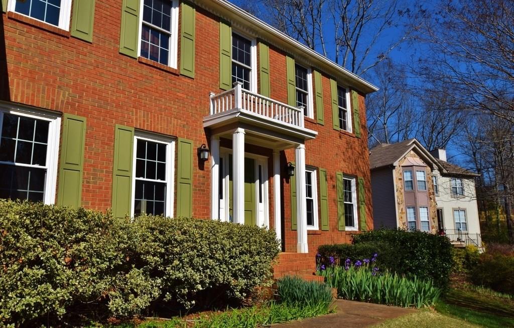 2700 Sandstone Dr., Lawrenceville, GA 30043