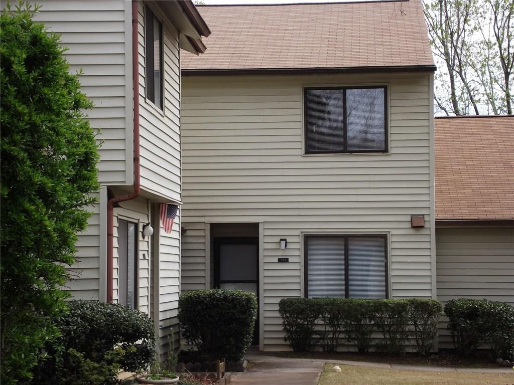 1134 Country Ct., Lawrenceville, GA 30044