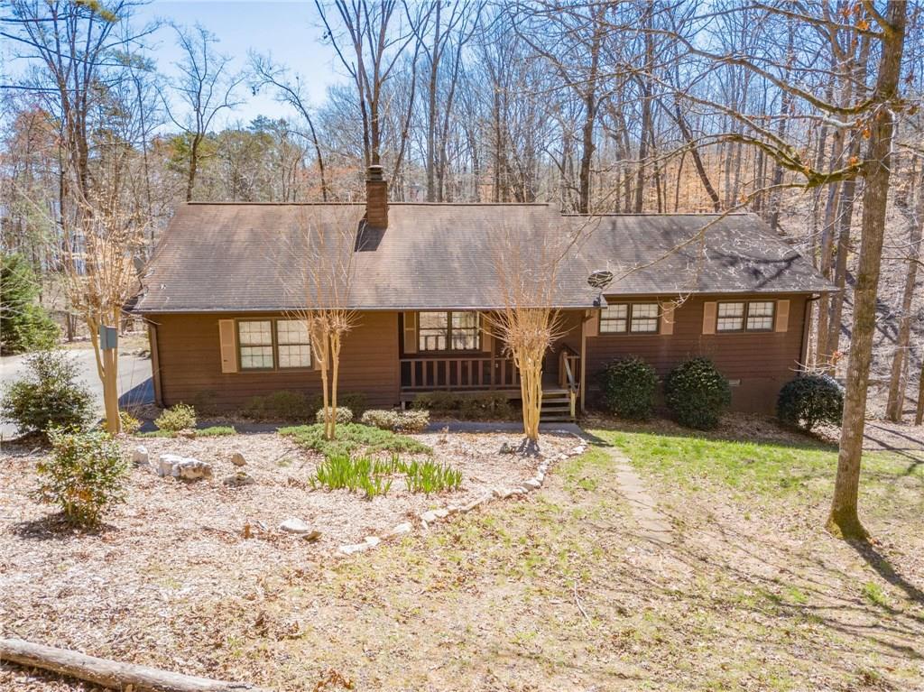 5256 Forest Cove Rd., Gainesville, GA 30506