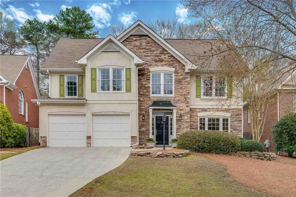 2708 Woodland Brook Ln., Atlanta, GA 30339
